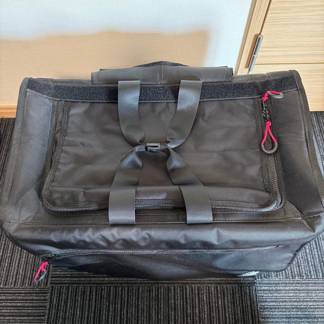 【1回のみ使用】マンダリンブラザーズ　ブラックナイロンリュック L 中型犬用