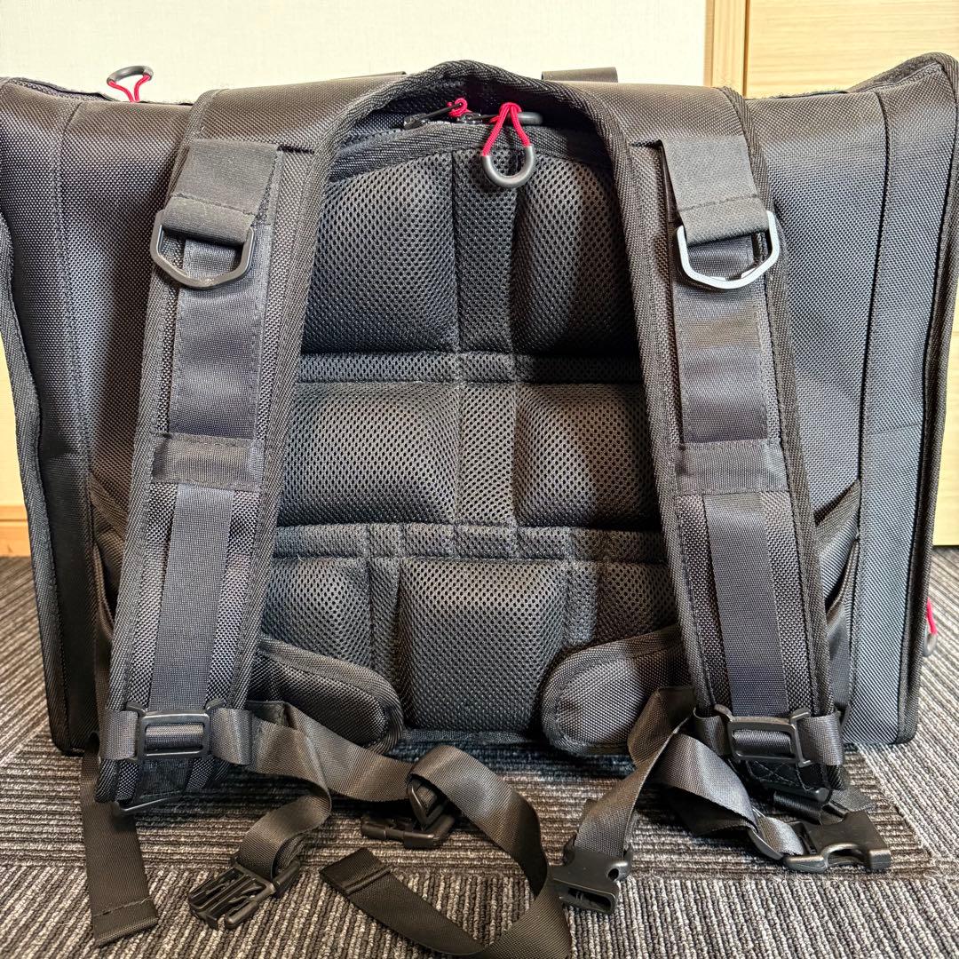 【1回のみ使用】マンダリンブラザーズ　ブラックナイロンリュック L 中型犬用