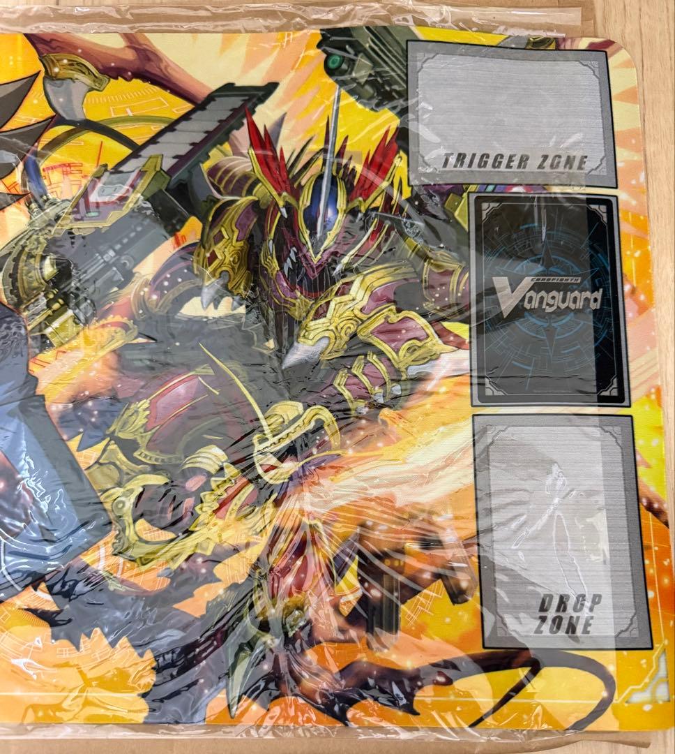 ヴァンガード 櫂トシキ ドラゴニック・オーバーロード ジ・エンド プレイマット