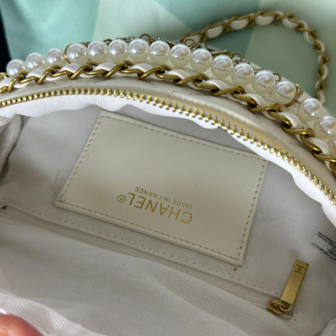 希少 非売品✨ ホワイトショルダーバッグoiw