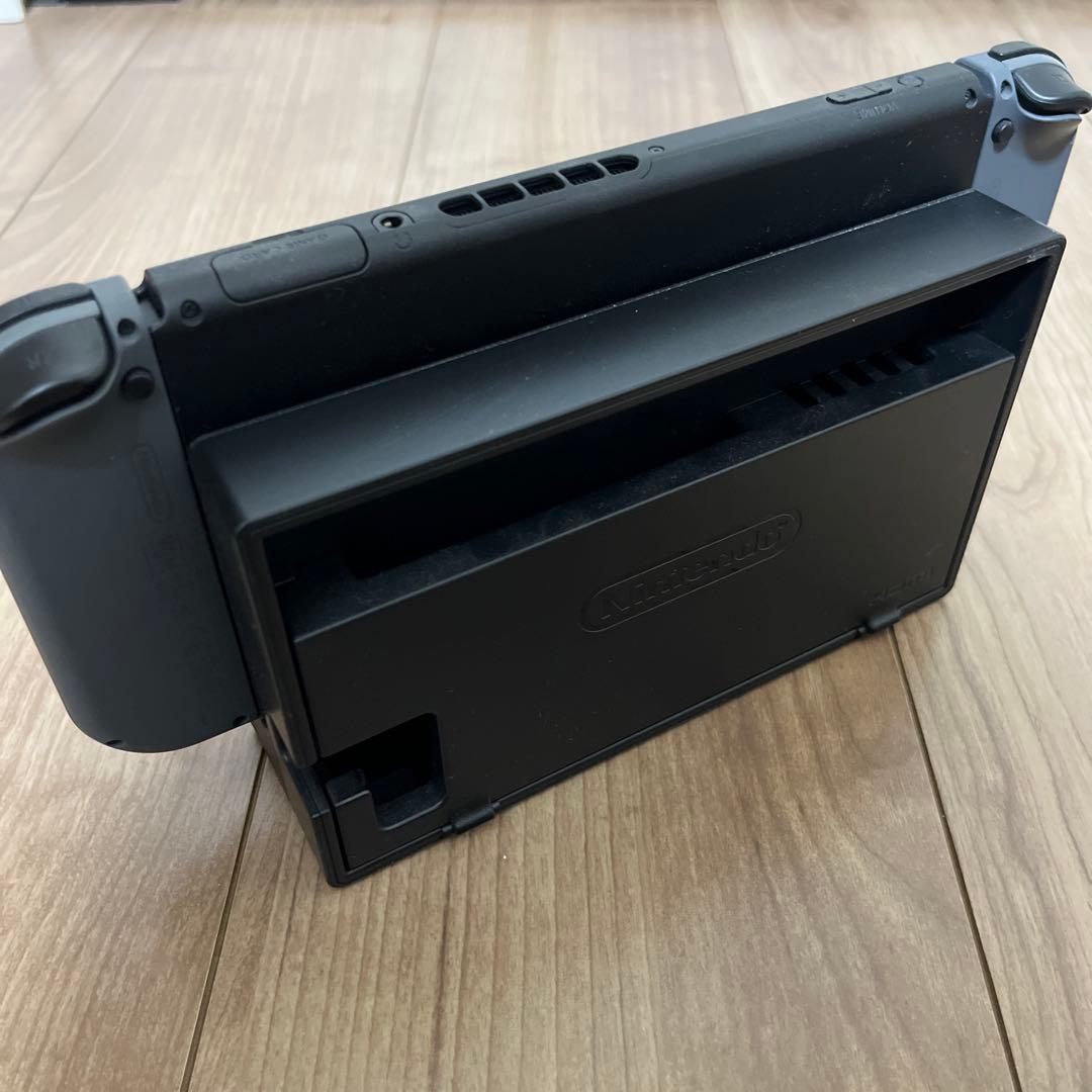 【美品】Nintendo Switch 本体 グレー 付属品あり