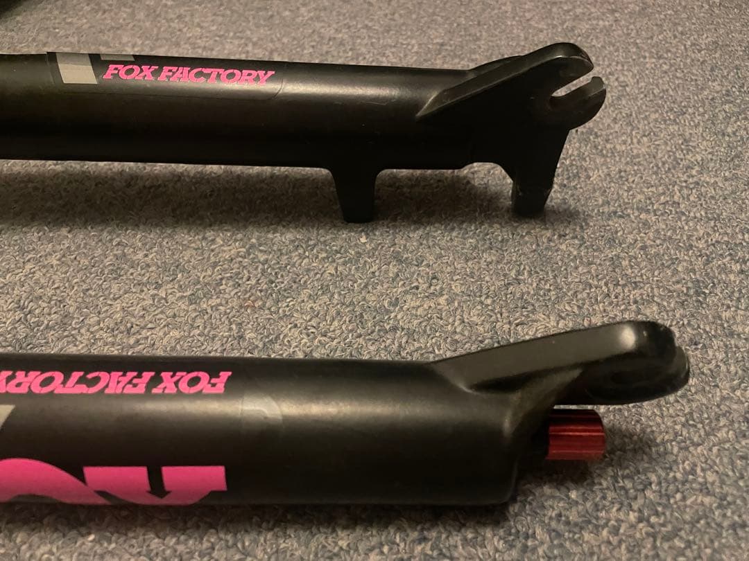 急ぎなので値下げありFOX 32 サスペンションフォーク