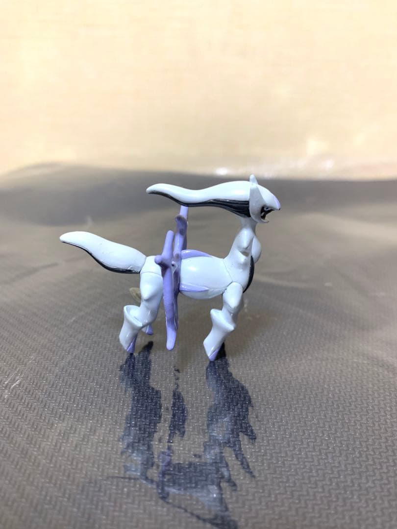 【激レア】モンコレ アルセウス こおり ゴースト ひこう　　TOMY フィギュア