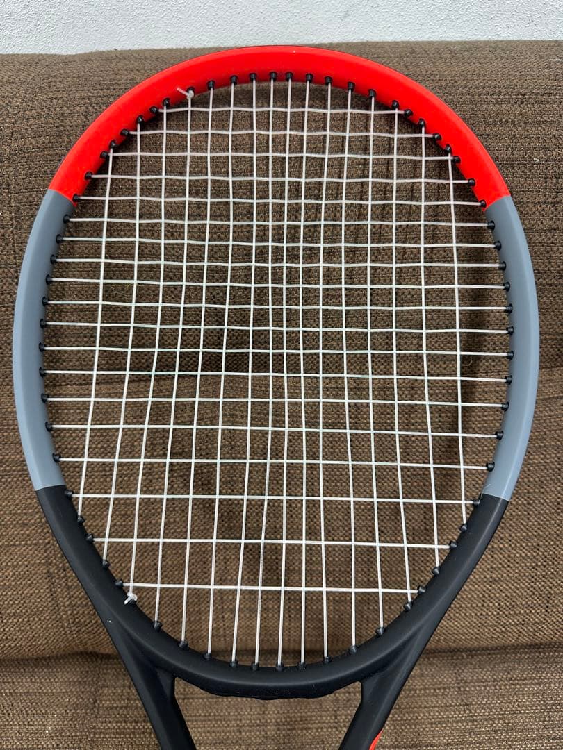 ① ウィルソン テニスラケット　CLASH 100UL TOUR v1.0