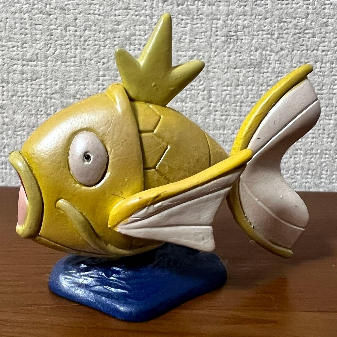【超希少】金のコイキング　フィギュア　ポケモンだいすきクラブ