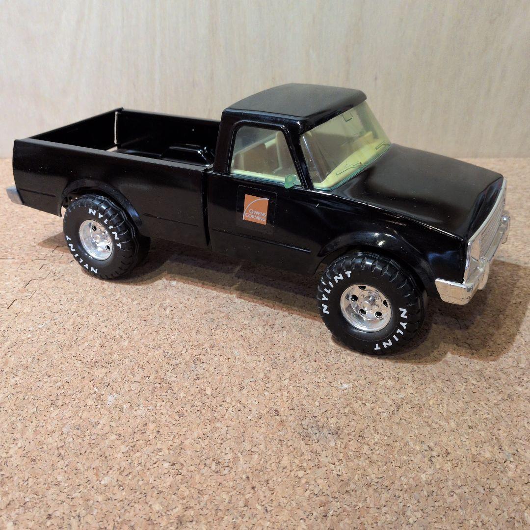 NYLINT 　シボレー風ピックアップトラック　ブリキ