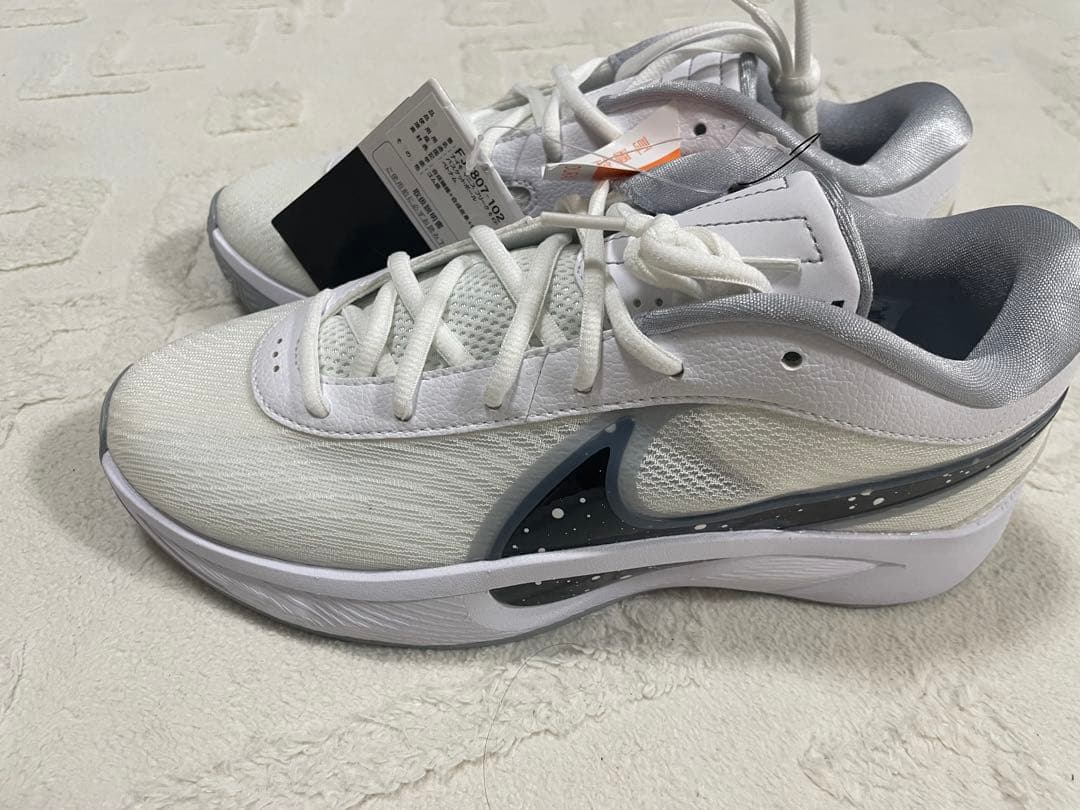 【新品】NIKE ヤニスフリーク6 ホワイト 25cm