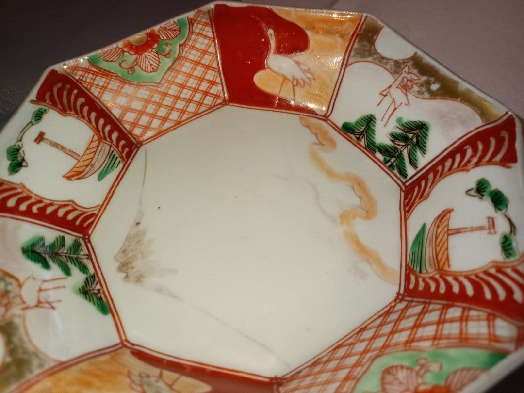 【古伊万里焼】　八角鉢　江戸時代後期　鶴亀　松竹梅　富士の図　金彩赤絵　吉祥文様