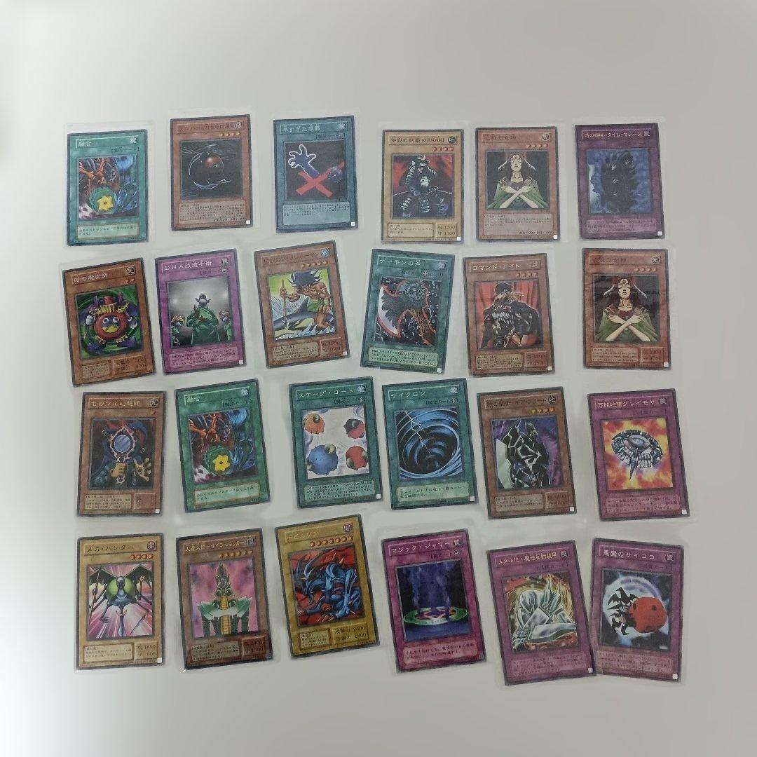 遊戯王カードまとめ売り、デッキ、サイコロ付き