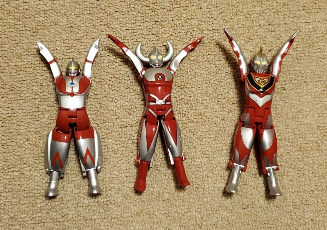 ウルトラエッグ　ウルトラマン　ウルトラマンオモチャ