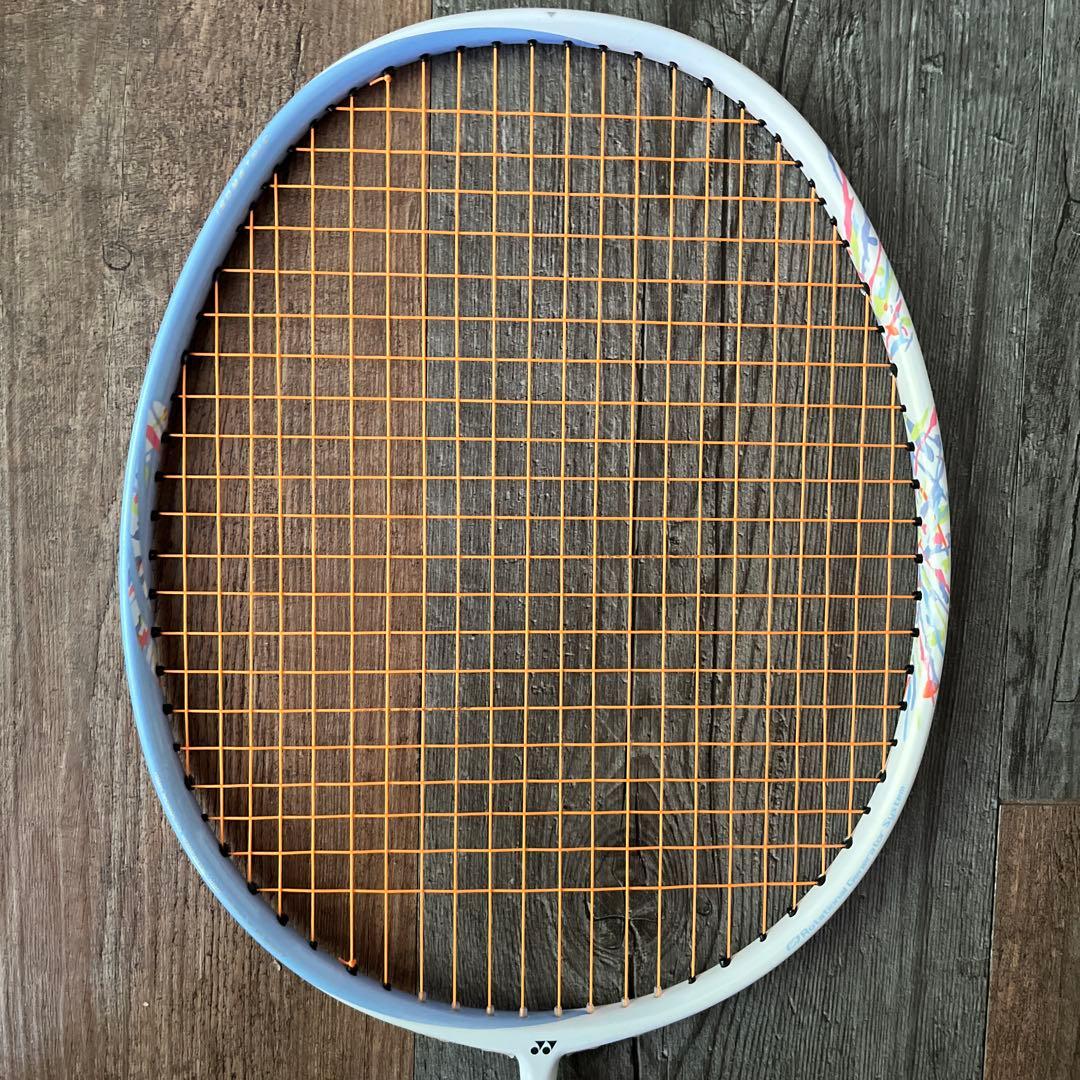ASTROX70 バドミントンラケット ホワイト/ブルー