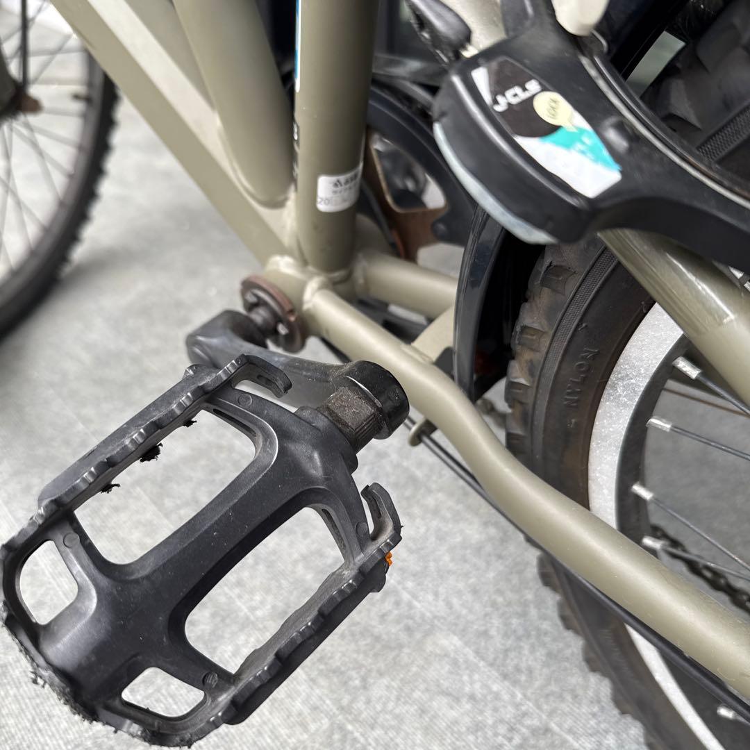 Jeep ジープ　キッズバイク オリーブグリーン 前カゴ付き　自転車　22インチ