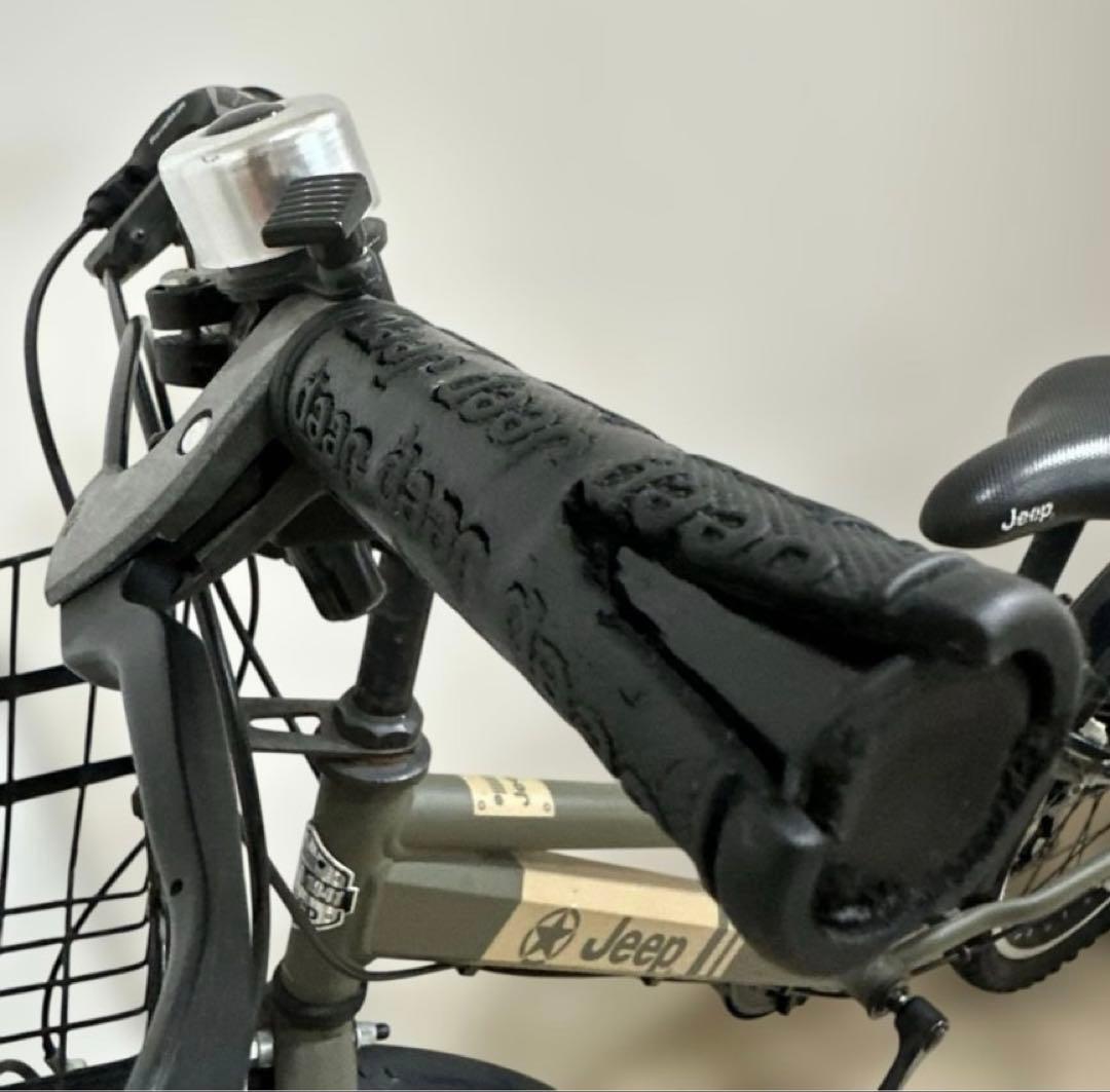 Jeep ジープ　キッズバイク オリーブグリーン 前カゴ付き　自転車　22インチ