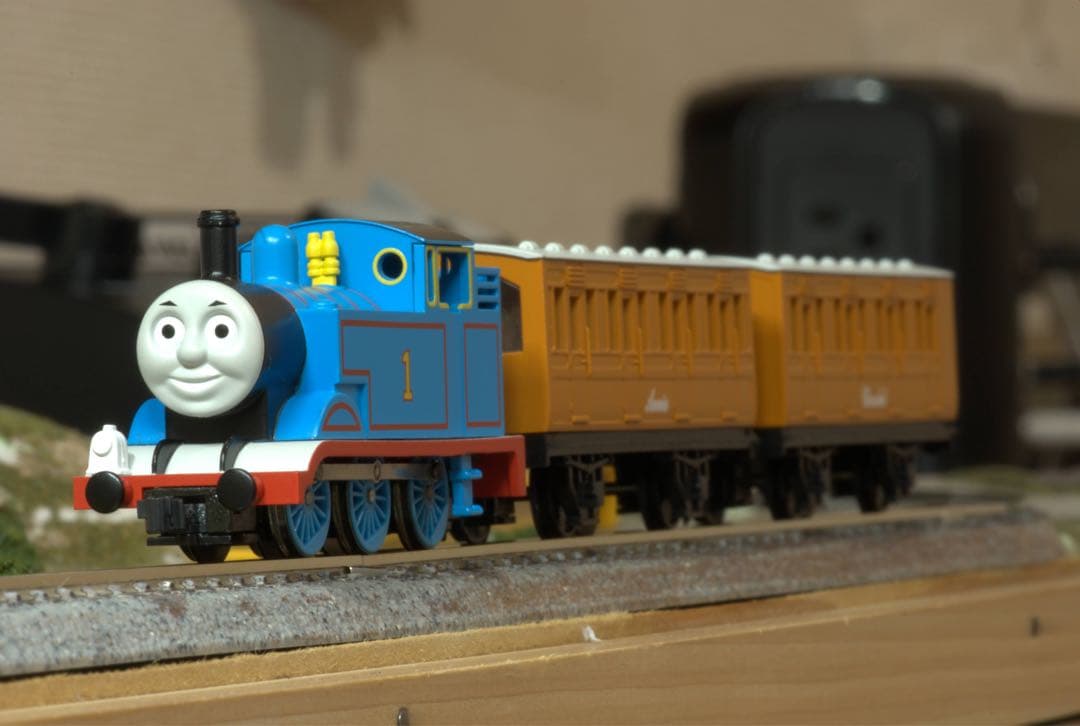 Nゲージ　50系客車と機関車とトーマス