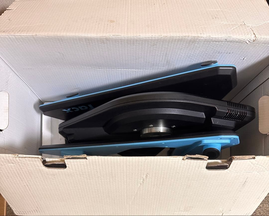 Garmin　スマートローラー　Tacx　Neo 2 Smart