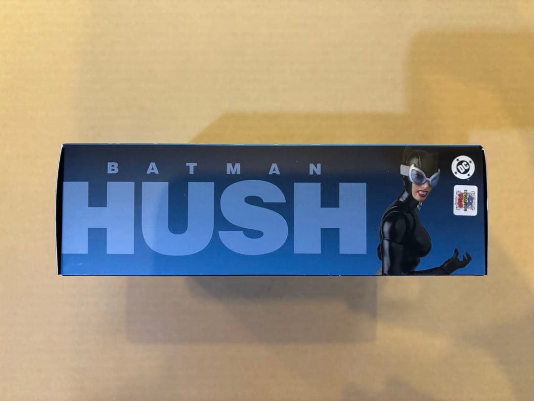 MAFEX No.123 CATWOMAN（HUSH Ver.） a