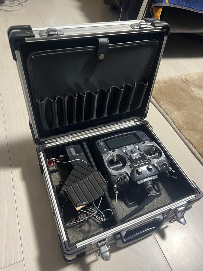 フタバ12チャンネル空用RC送信機　12FGH ＋2.4GHzモジュール