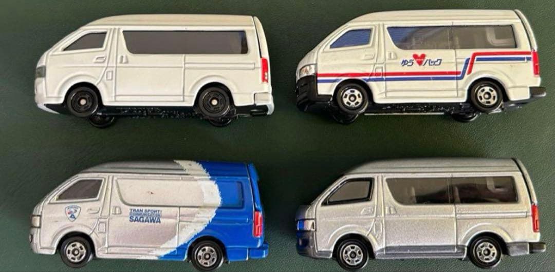 トミカ トヨタ ハイエース 4台セット