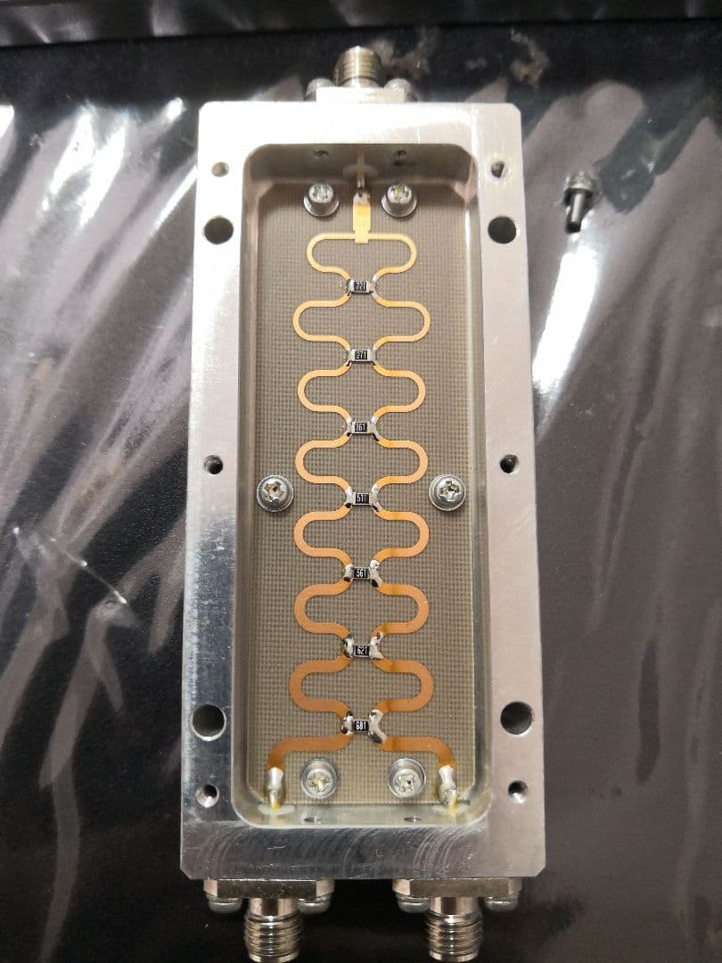 RF パワーディバイダ/コンバイナ 0.6～6GHz