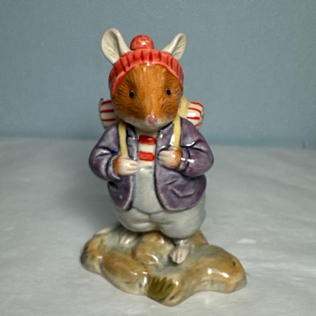 ブランブリーヘッジ フィギュア DBH 56 ウィルフレッド ハイヒルズ 登山