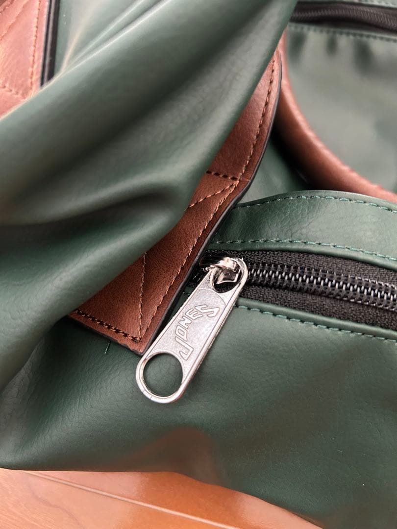 ゴルフバッグ・キャディバッグ Jones Duffle Bag Evergreen/Kodiak