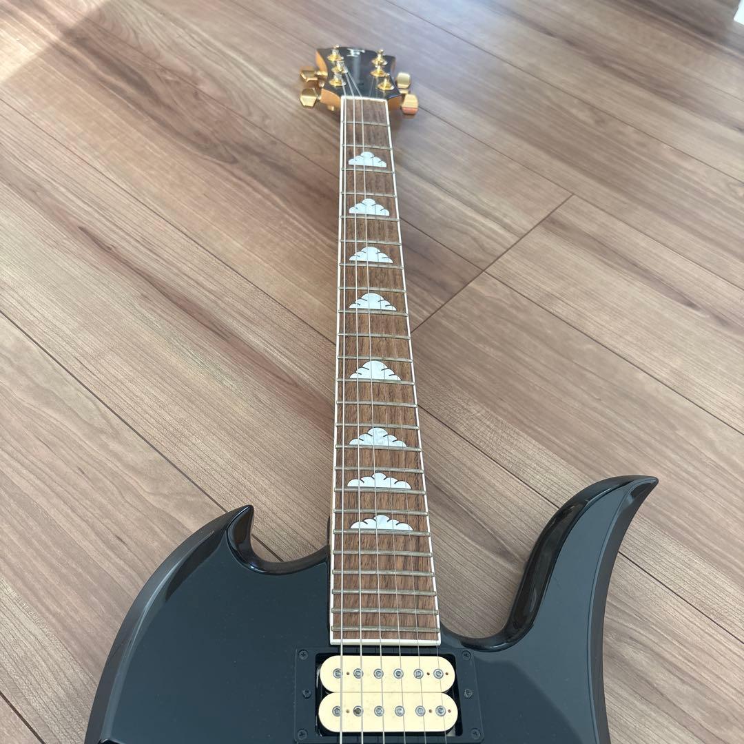 岡山市内引き渡し フェルナンデスギターhideモデルMG-70X モッキンバード