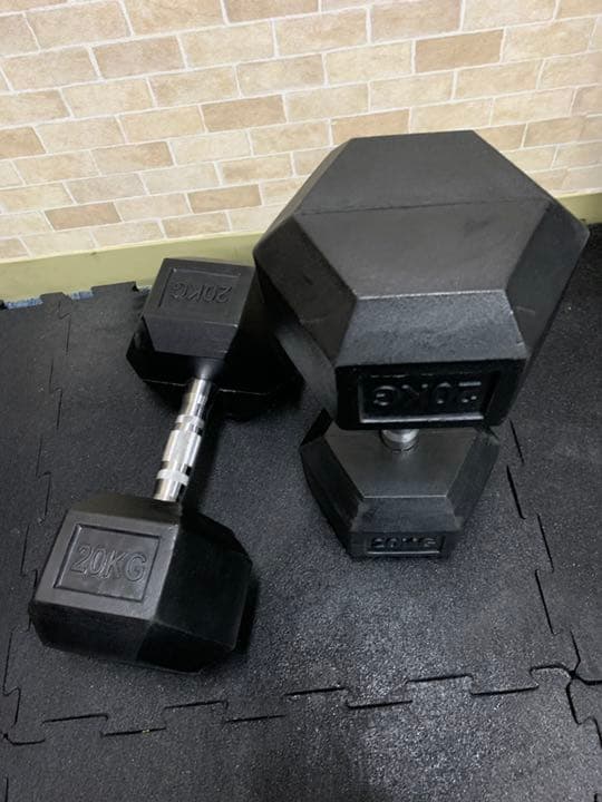 ラバーヘックス  ダンベル　12.5kg 15kg  17.5kg  各２個