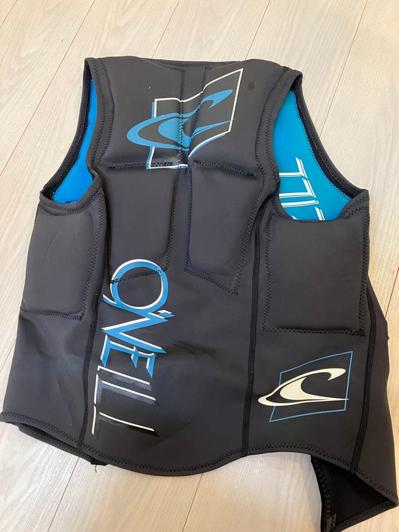 O'Neill インパクトベスト