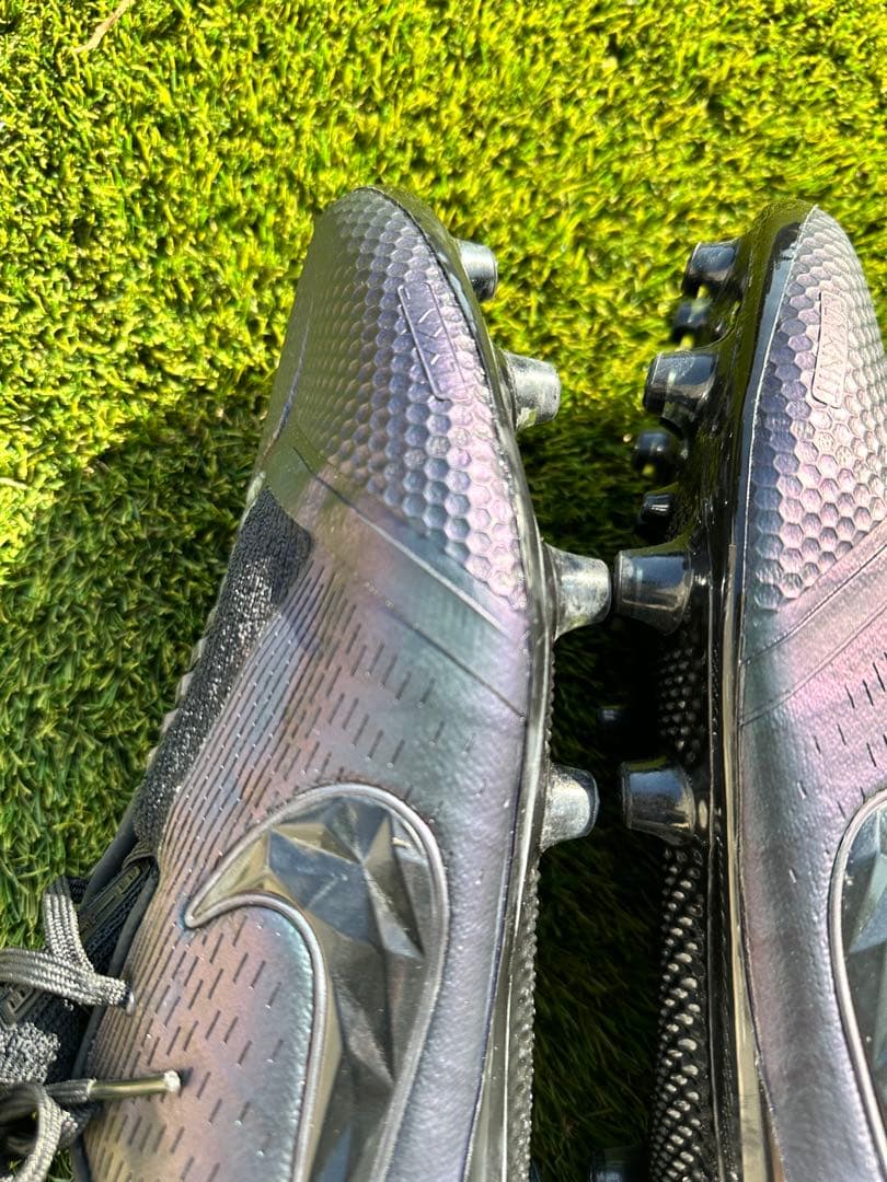 新品未使用タグ付きNIKEPHANTOM VENOM ELITE AG PRO