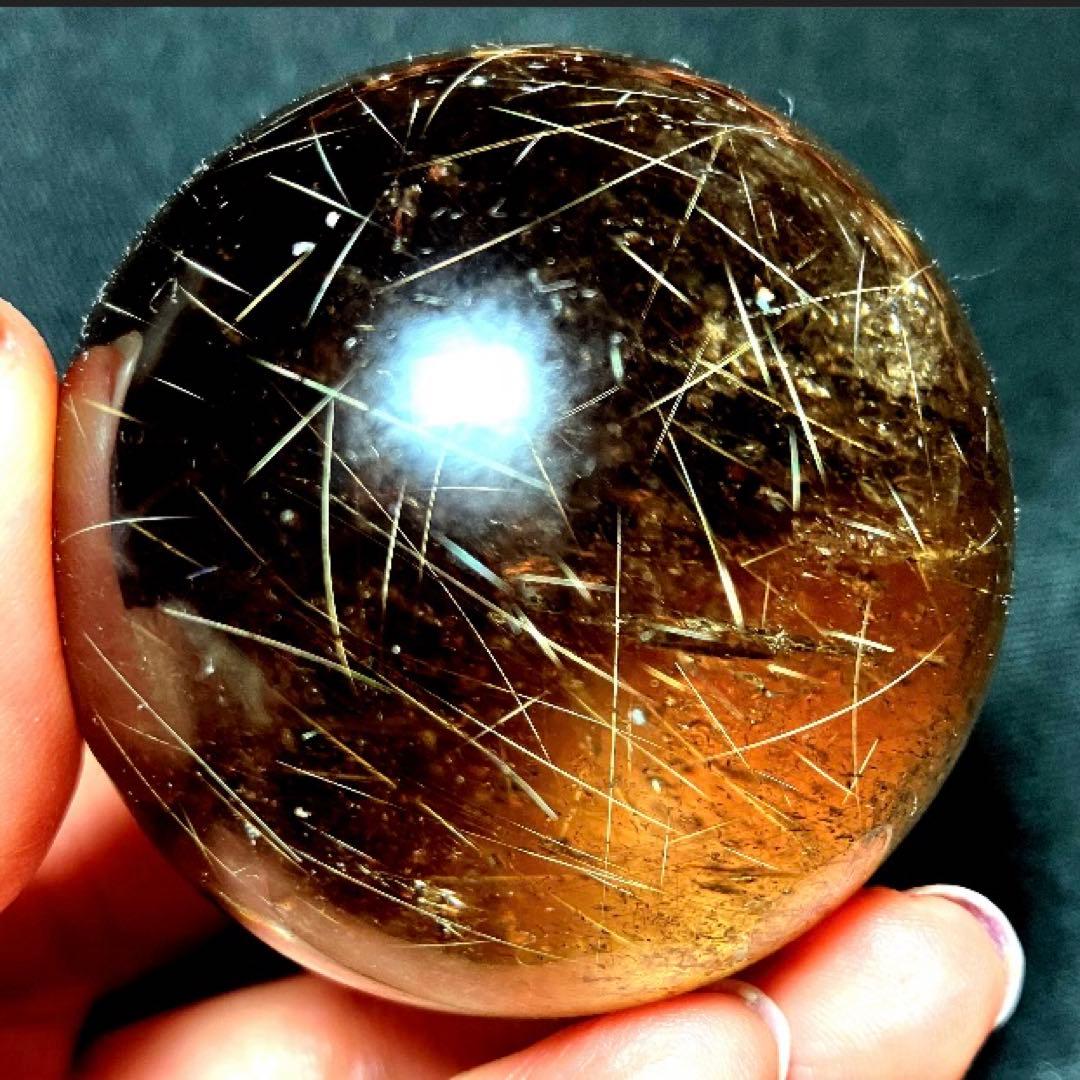 50mm 虹入りゴールドルチルクォーツ　丸玉　スフィア　金針水晶