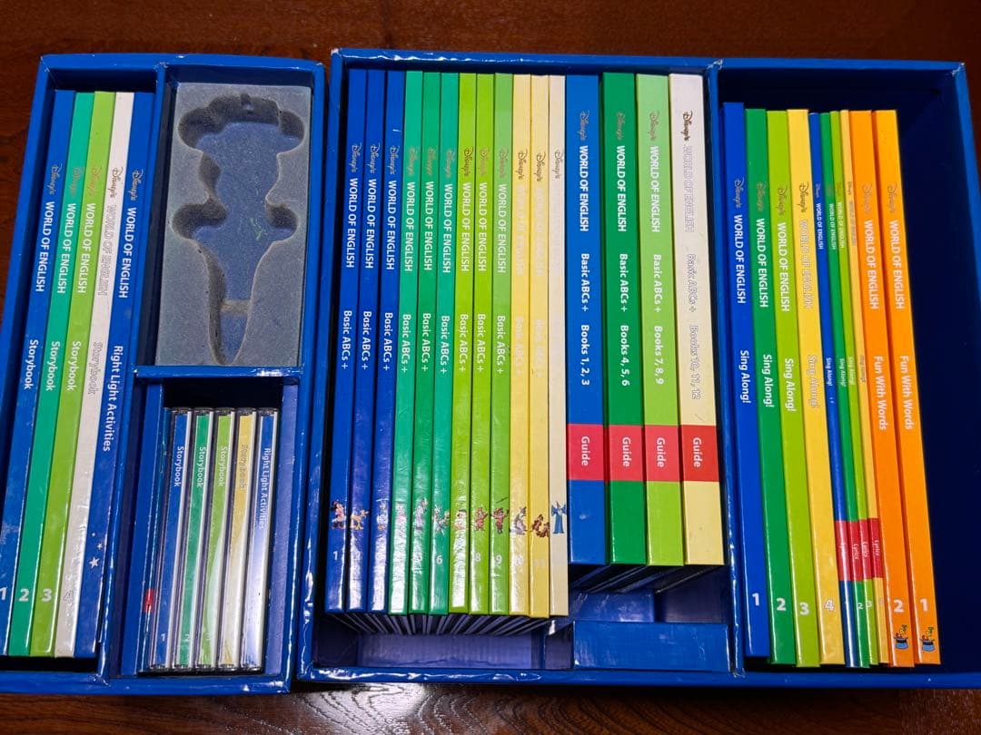 DWE ディズニー　ワールド　イングリッシュ　出品