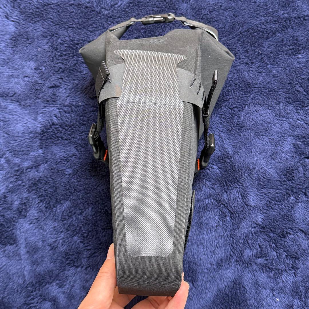 APIDURA x CANYON サドルバッグ5L