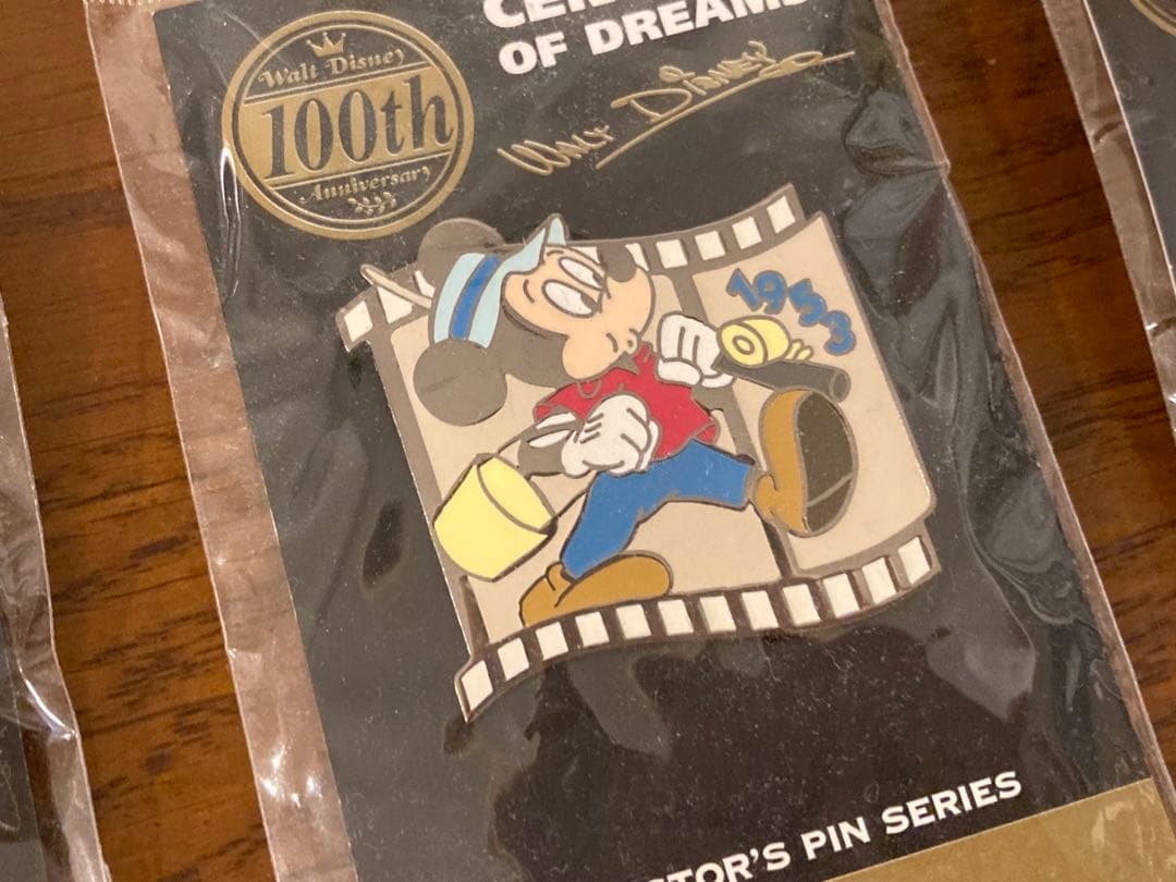 ディズニー 100周年記念 ピンバッジ6個セット