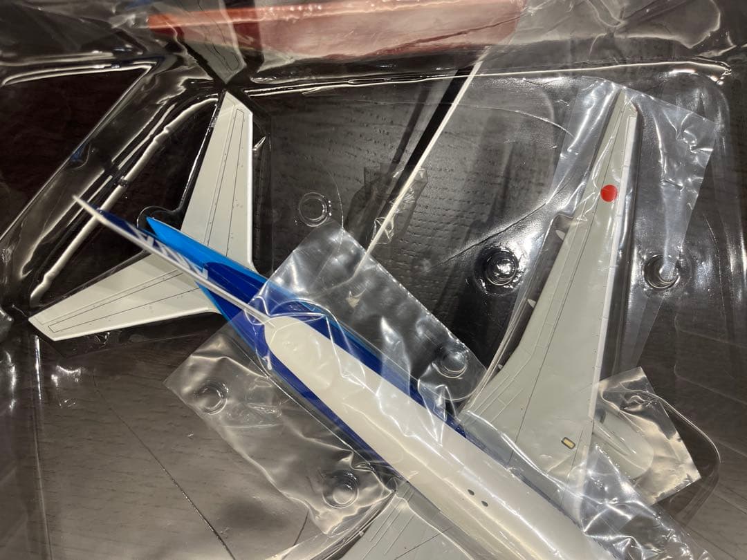ANA Boeing 777-200 スケール1:200