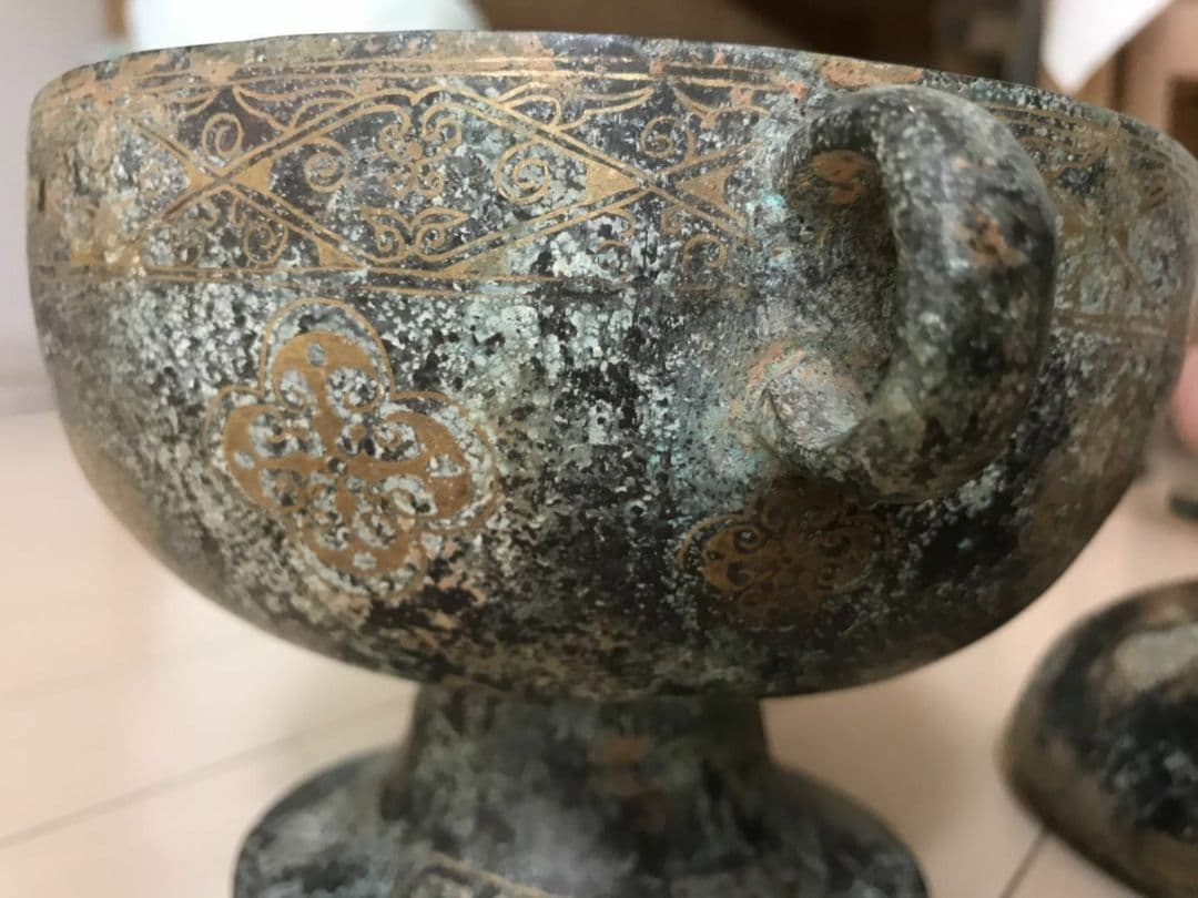 中国隋時代青銅  蓋に八ヵ所刻印あり　出土品