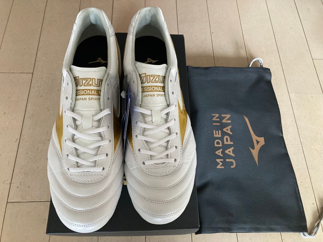 モレリア2ジャパン　白✖️金　26.5㎝　新品。