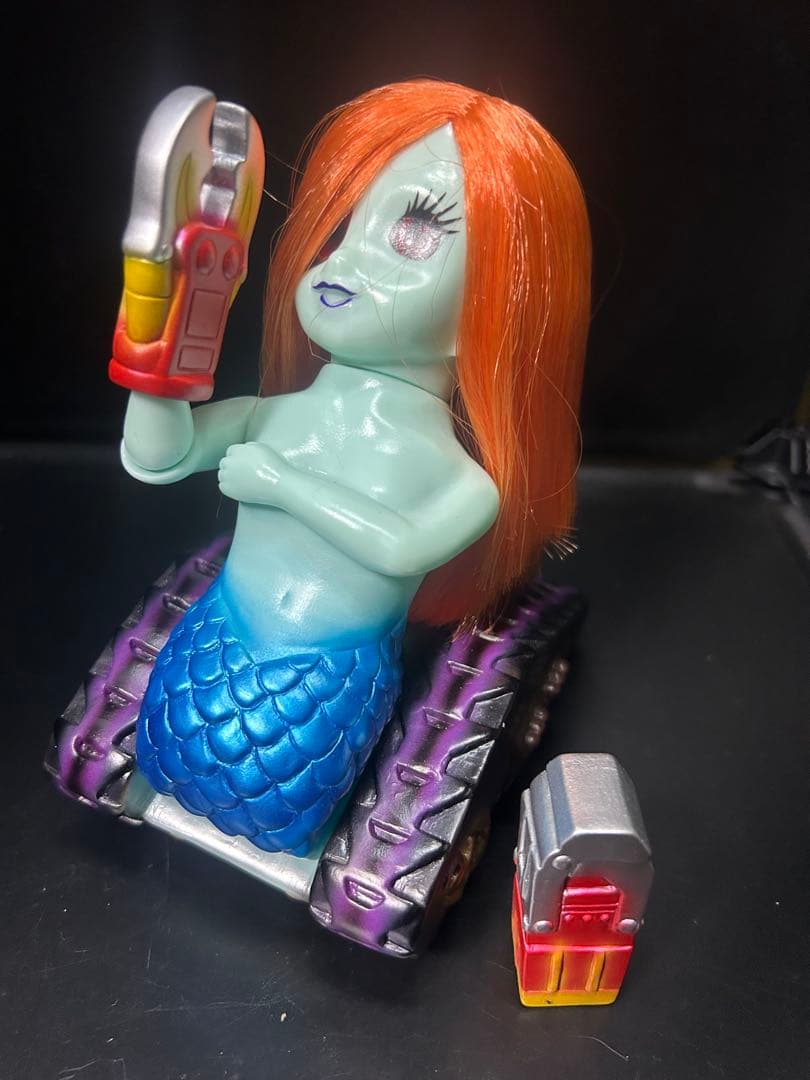 まんだらけの怪獣シリーズ 人魚戦車リバン　まんだらけ決起集会　インディーズソフビ