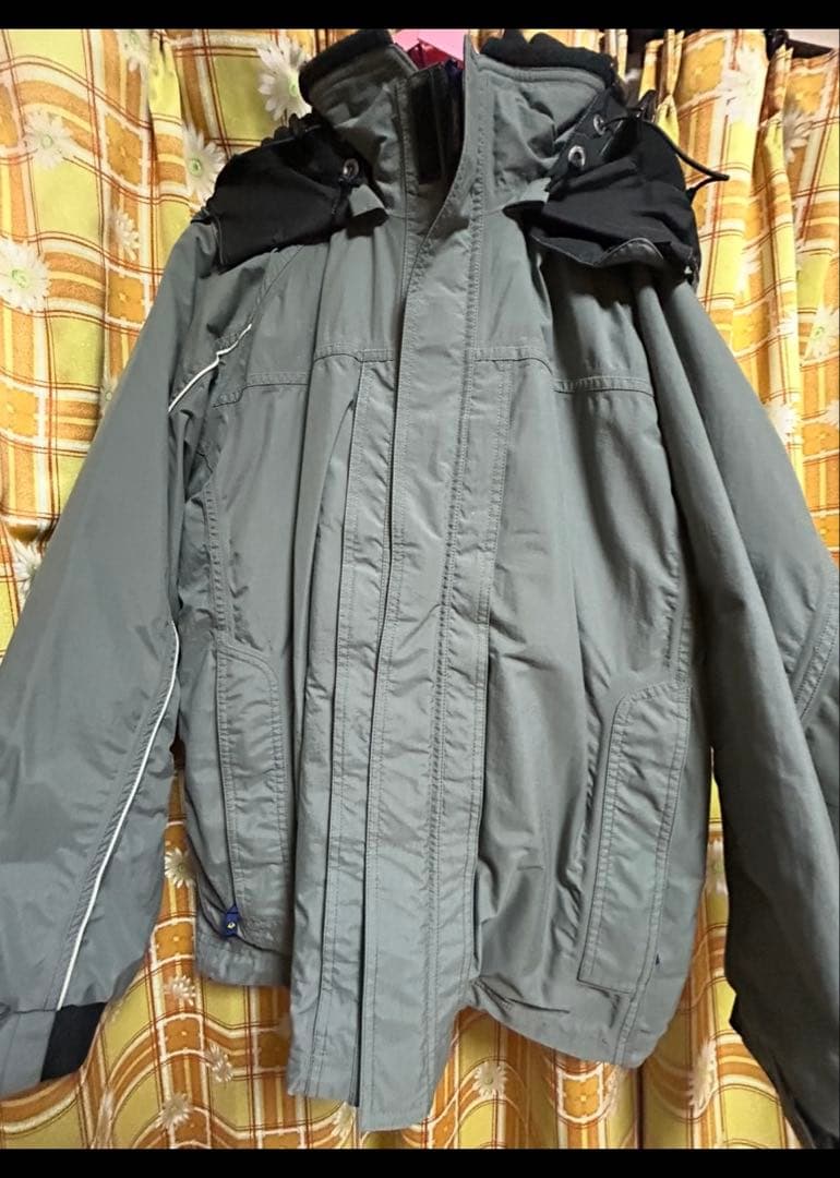 ダイワ　フィッシング防寒レイン上下ウェア