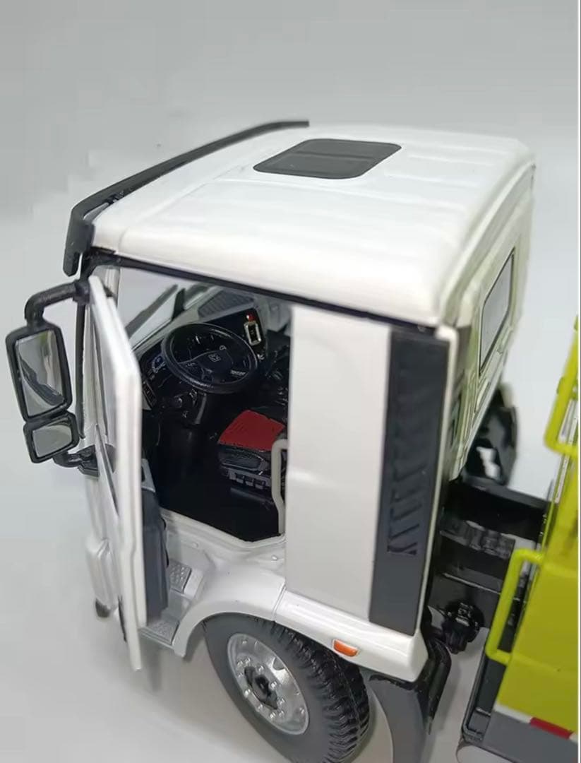 XCMG 清掃車 1/35スケールモデル