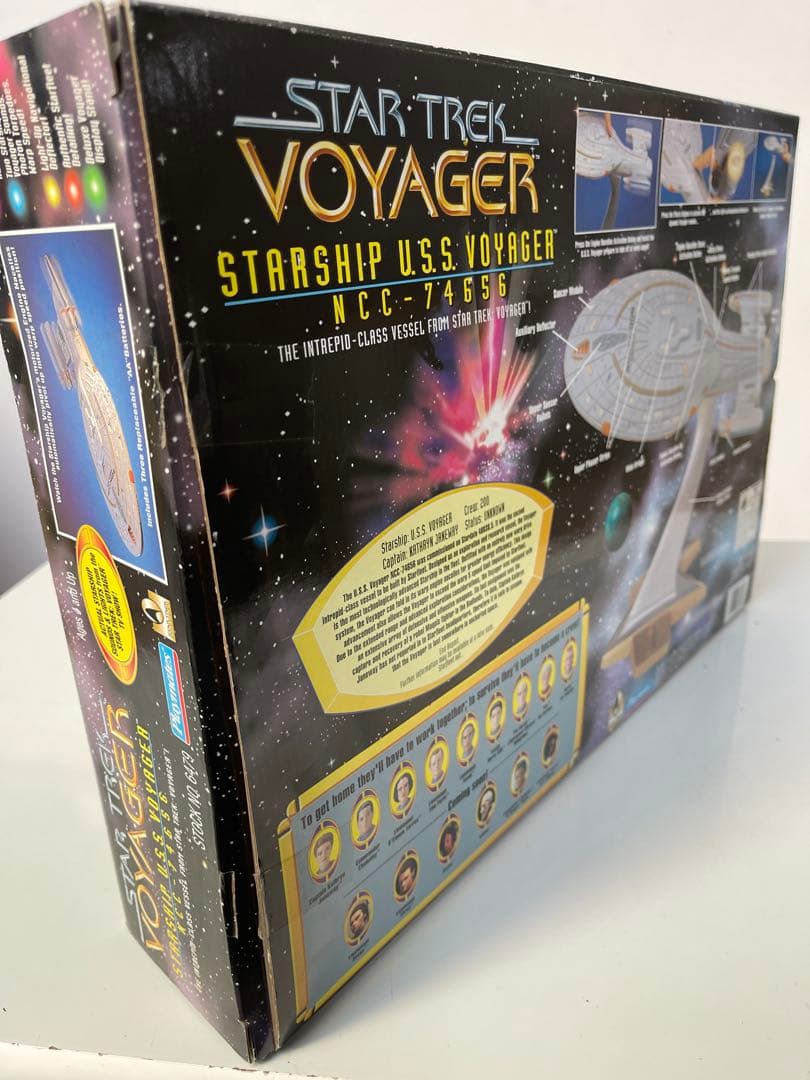 年末年始セール　スタートレック　ヴォイジャー号　プレイメイツ　希少品