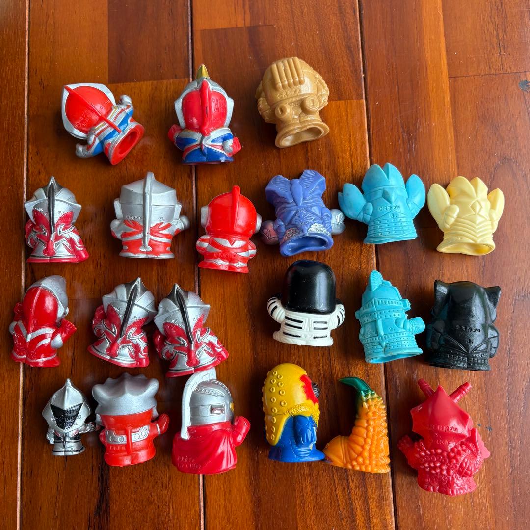 【まとめ売り】【【レトロ】ウルトラマン　怪獣　フィギュア　グッズ　(8-034