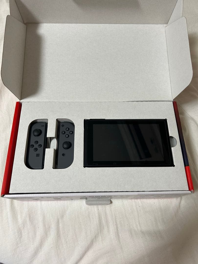 Nintendo Switch 本体　周辺機器　画面保護フィルム2枚付き