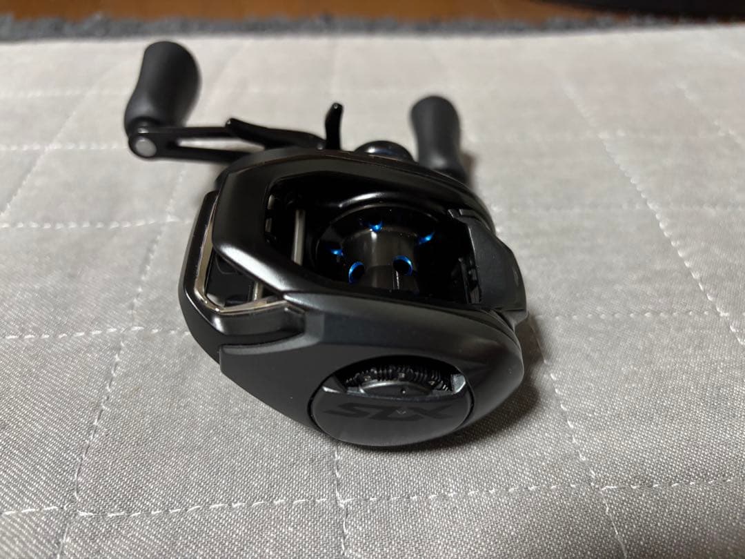 SHIMANO SLX MGL 70HG ベイトリール