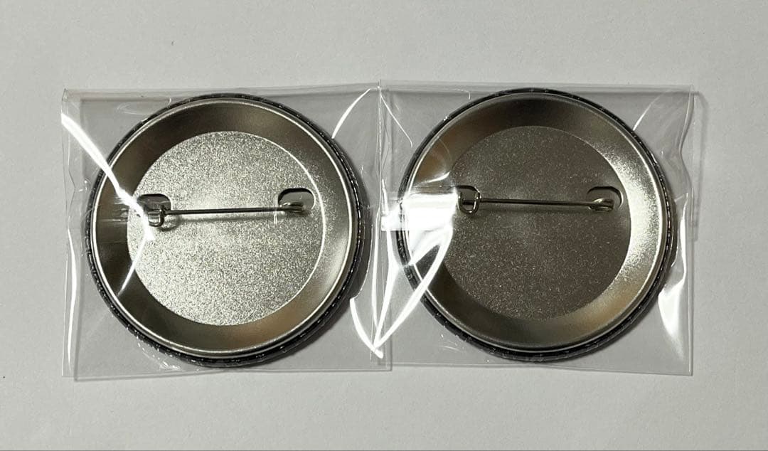 鬼滅の刃 猗窩座 上弦集結 缶バッチ