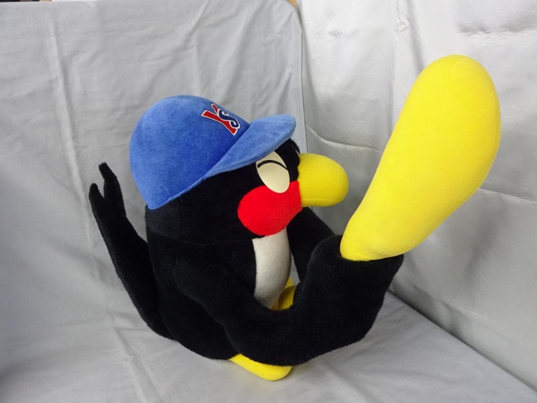 ヤクルトスワローズ マスコット ぬいぐるみ　高さ約60センチ　希少　レア　レトロ