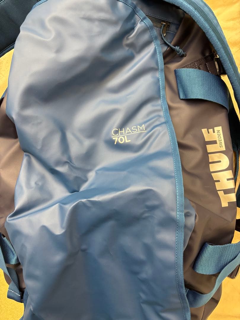 Thule Chasm 70Lダッフルバッグ 美品