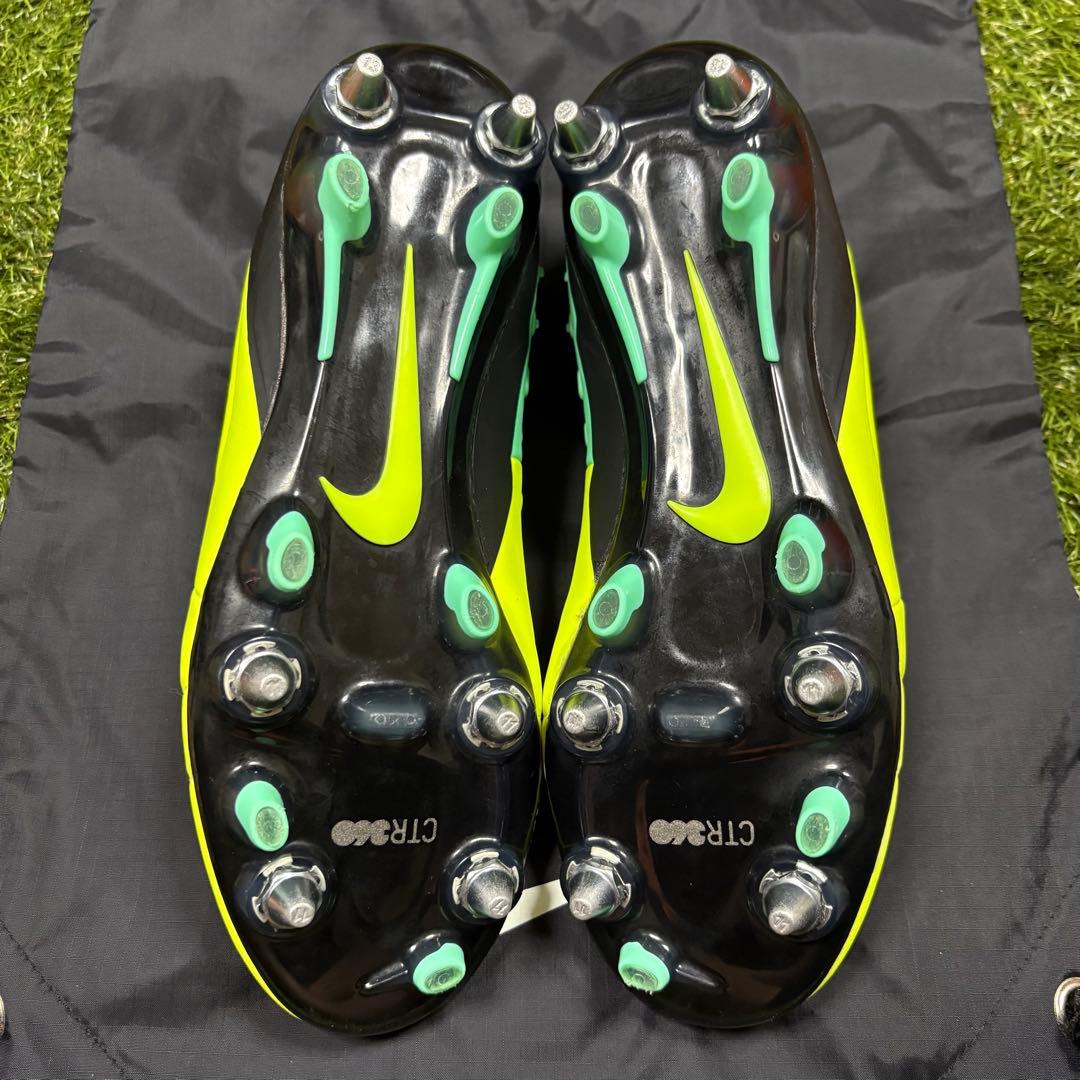NIKE CTR360 Maestri Ⅲ SG-PRO 26cm