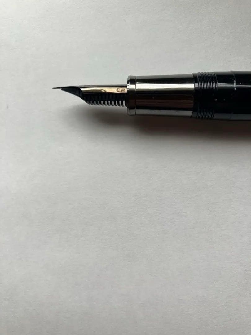 セーラー万年筆 ブラックラスター　EF