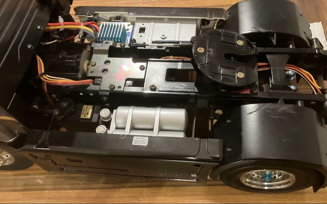 タミヤ 1/14メルセデス ベンツ トレーラーヘッド