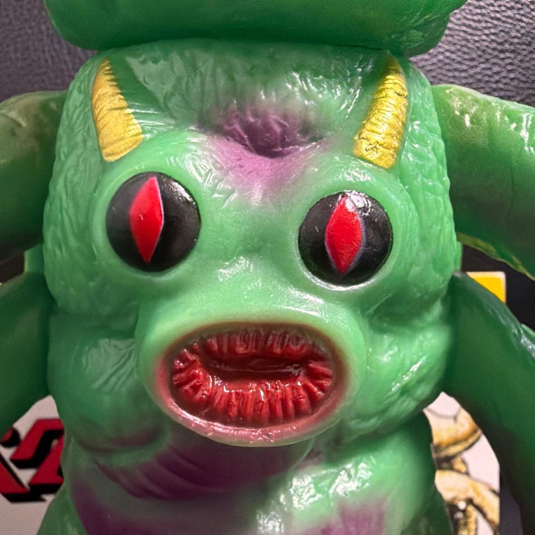 b*l様 スペクトルマン フィギュア バクラ